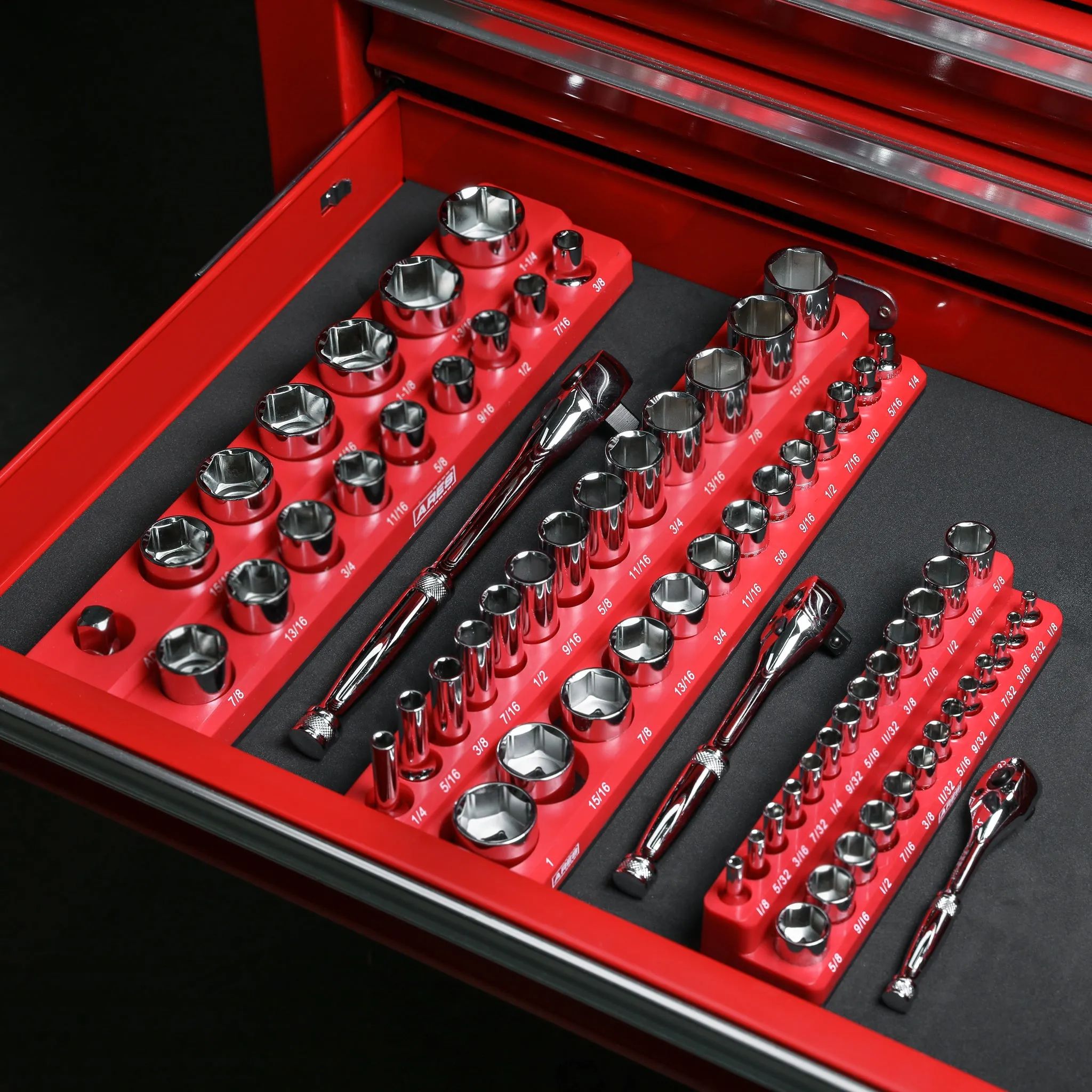 18-Piece 1/2-inch Drive SAE Socket and 90-Tooth Ratchet Set with Magnetic Organizer