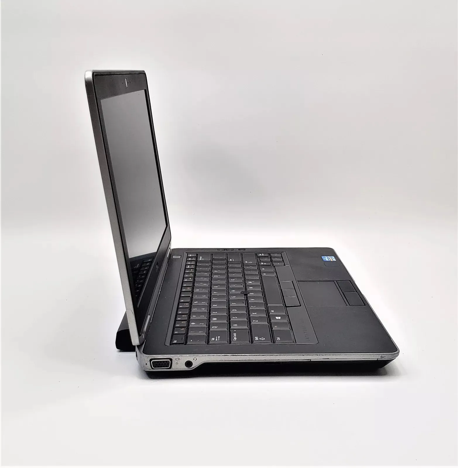 Dell Latitude 6330 13.3" Core i5-3800 8GB 256 GB Ssd Refurbished A  WF224