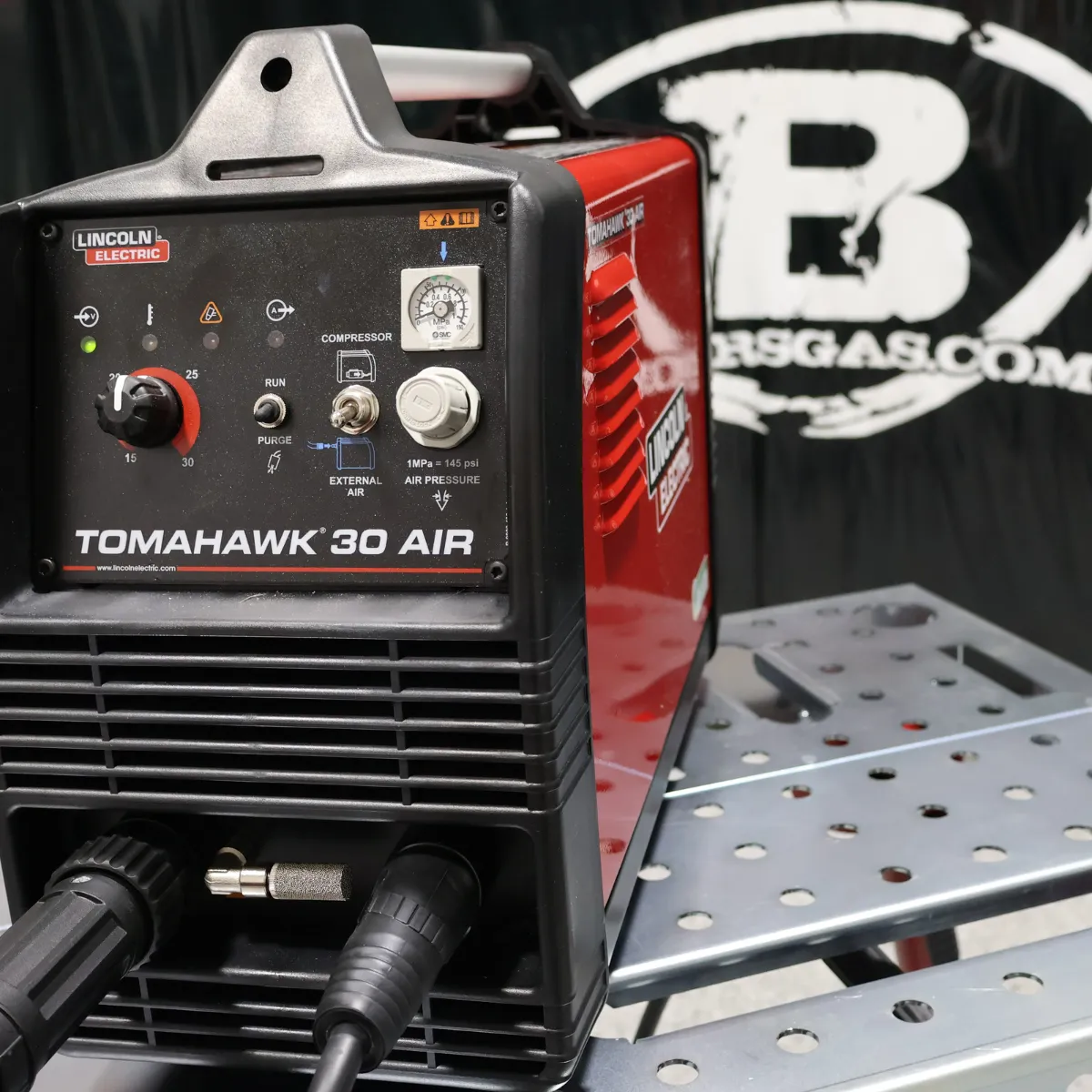 Lincoln Tomahawk 30 AIR Plasma Cutter with 10 ft (3.0 m) Hand Torch - K5457-1